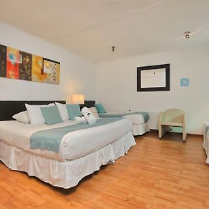 Quadruple Room Private Bathroom